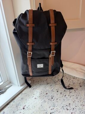 altmont fliptop laptop backpack Victorinox Professional Exterior organization includes two JanSport Main Campus | Type:Large (Convertible: Crossbody & Backpack) teen book bag
